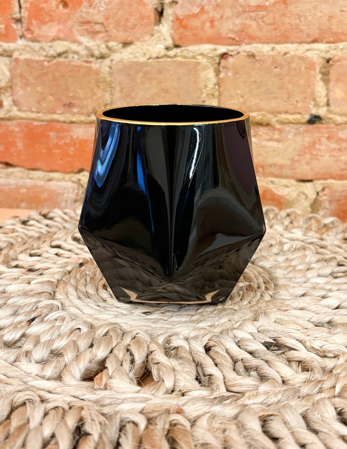 Black + Gold Ceramic Dimensional Candle (16 oz)